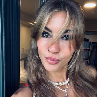 Çağla Şıkel’s Instagram Stats, Engagement & Profile Insights (@caglasikel)