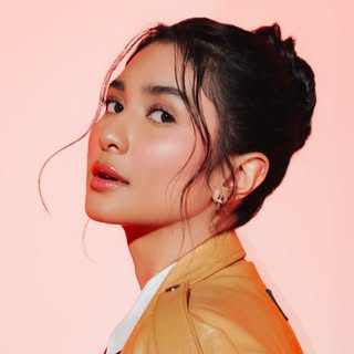 Mikha Tambayong Mahenra’s Instagram Stats, Engagement & Profile Insights (@miktambayong)