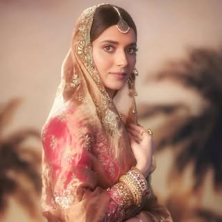 NIMRAT KHAIRA✨’s Instagram Stats, Engagement & Profile Insights (@nimratkhairaofficial)