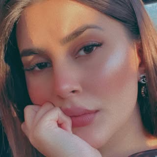 Kübra Gohar Khan’s Instagram Stats, Engagement & Profile Insights (@thekubism)