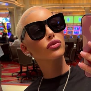 Amber Rose’s Instagram Stats, Engagement & Profile Insights (@amberrose)
