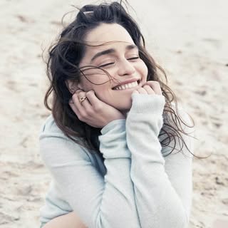 Emilia Clarke ♡’s Instagram Stats, Engagement & Profile Insights (@emiliaclarke) 3 Emilia Clarke ♡’s Instagram Stats, Engagement & Profile Insights (@emiliaclarke)
