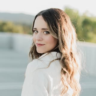 Jinger Vuolo’s Instagram Stats, Engagement & Profile Insights (@jingervuolo)