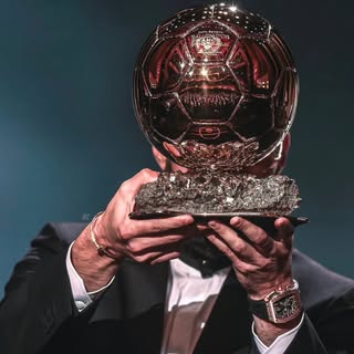 Karim Benzema’s Instagram Stats, Engagement & Profile Insights (@karimbenzema)