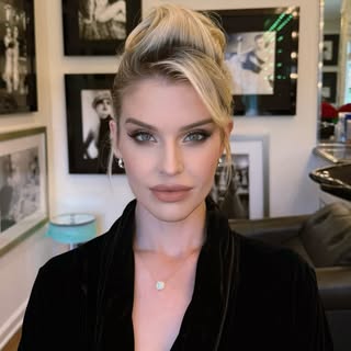 Kelly Osbourne’s Instagram Stats, Engagement & Profile Insights (@kellyosbourne) 3 Kelly Osbourne’s Instagram Stats, Engagement & Profile Insights (@kellyosbourne)