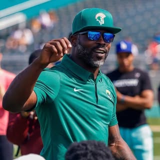 Michael Vick’s Instagram Stats, Engagement & Profile Insights (@mikevick)