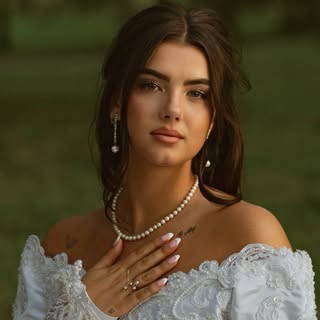 Sarah Jade Ellington’s Instagram Stats, Engagement & Profile Insights (@sj.bleau)