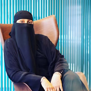 Award-winning Author & Book Coach’s Instagram Stats, Engagement & Profile Insights (@naimabrobert)