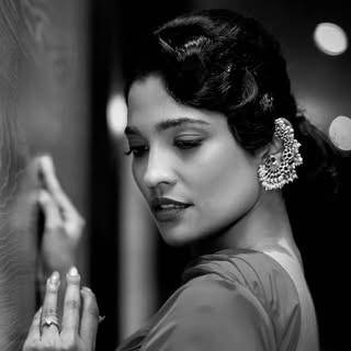 Anuja Ananthan Vijayendran’s Instagram Stats, Engagement & Profile Insights (@anujaananthan)