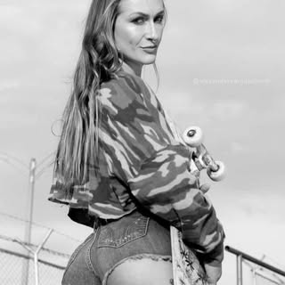 Marcela Rozo’s Instagram Stats, Engagement & Profile Insights (@marcerozog1) 3 Marcela Rozo’s Instagram Stats, Engagement & Profile Insights (@marcerozog1)