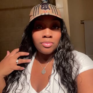 Chicago Nail Artist 👑’s Instagram Stats, Engagement & Profile Insights (@pokadot__)