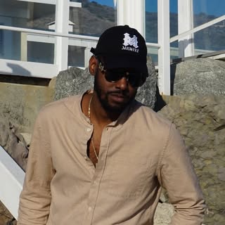 Ray Médixi®’s Instagram Stats, Engagement & Profile Insights (@raymedixi)