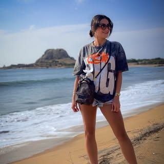 Sara Alemeh - Sneakerhead 👟’s Instagram Stats, Engagement & Profile Insights (@saraalemeh) 7 Sara Alemeh - Sneakerhead 👟’s Instagram Stats, Engagement & Profile Insights (@saraalemeh)